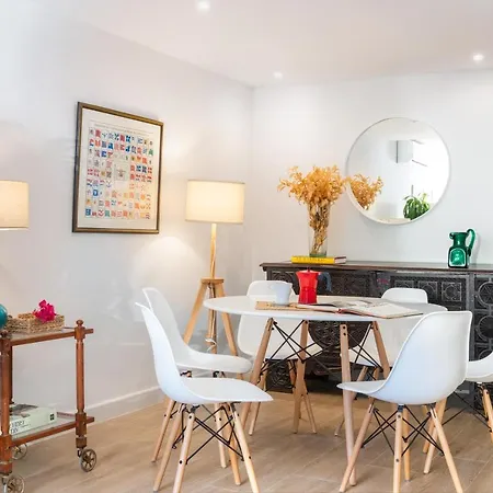 Plaza Espana, Acogedor Con Patio דירה